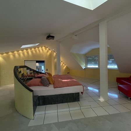 דיאז Ferienwohnung Riverside Resort Idyllisch Direkt An Der Lahn מראה חיצוני תמונה