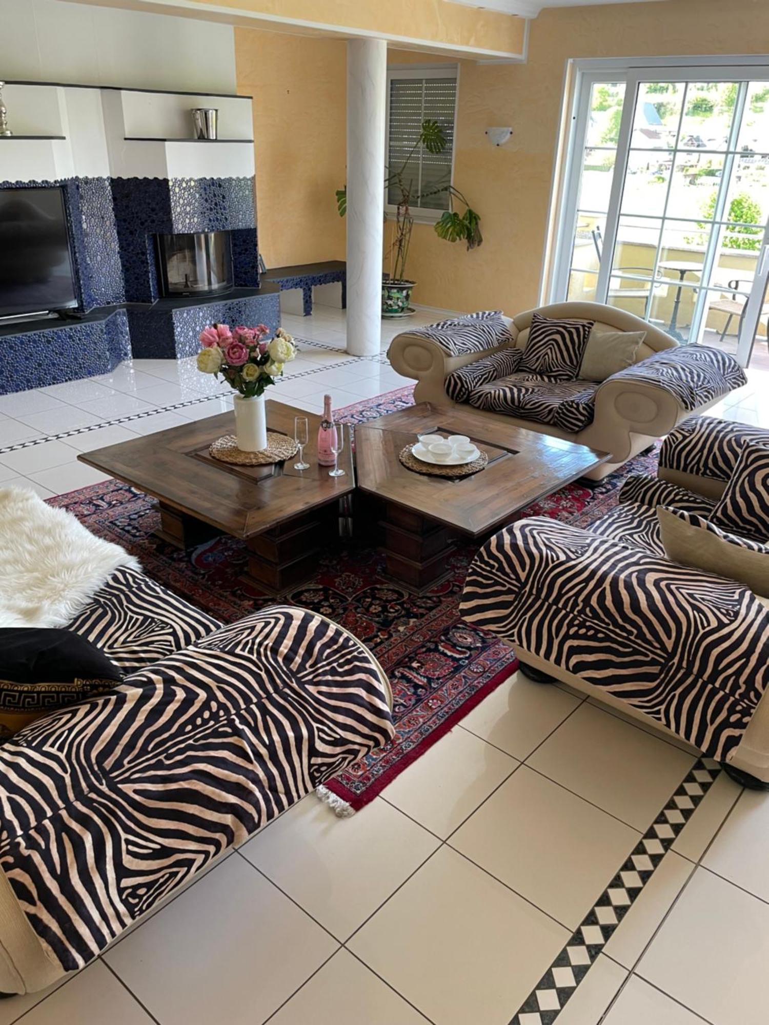 דיאז Ferienwohnung Riverside Resort Idyllisch Direkt An Der Lahn מראה חיצוני תמונה